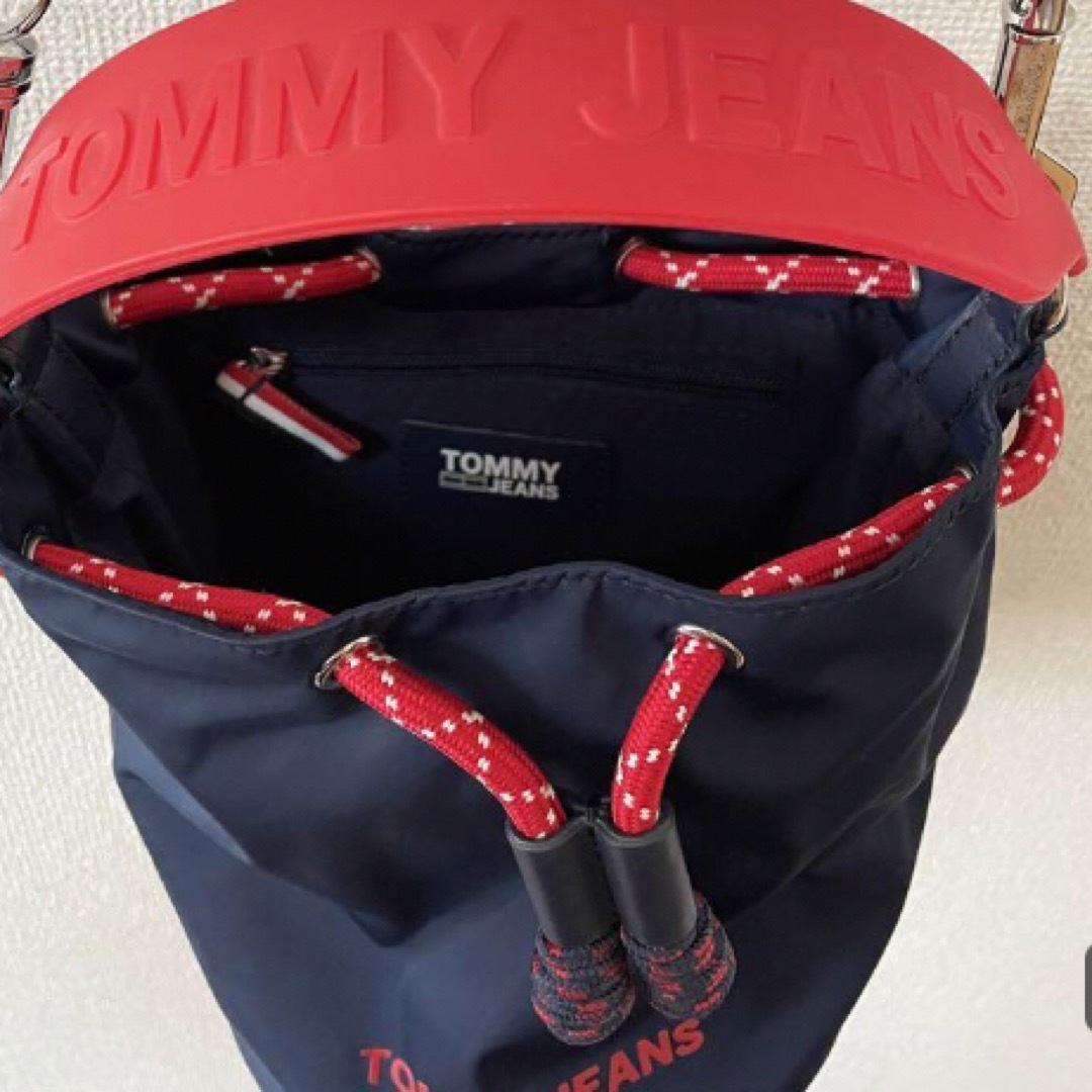TOMMY JEANS(トミージーンズ)のtommy jeans バケツ型ショルダーバッグ レディースのバッグ(ショルダーバッグ)の商品写真
