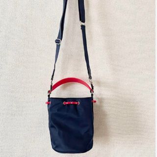 トミージーンズ(TOMMY JEANS)のtommy jeans バケツ型ショルダーバッグ(ショルダーバッグ)