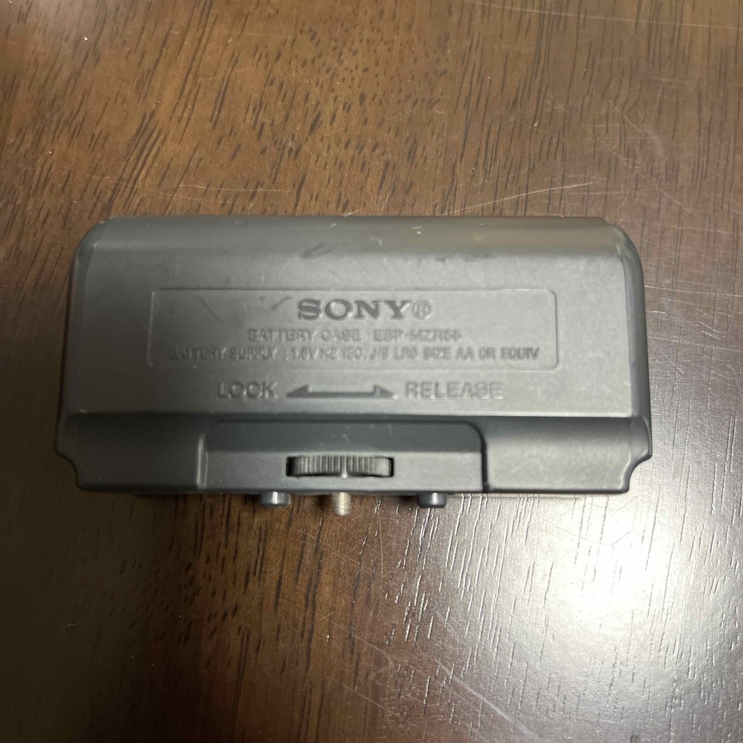 SONY(ソニー)の未確認 SONY MDウォークマン MZ-R55 ジャンク スマホ/家電/カメラのオーディオ機器(ポータブルプレーヤー)の商品写真