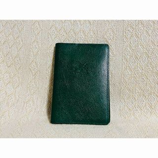 イルビゾンテ(IL BISONTE)の【美品】イルビゾンテ　パスポートカバー(名刺入れ/定期入れ)