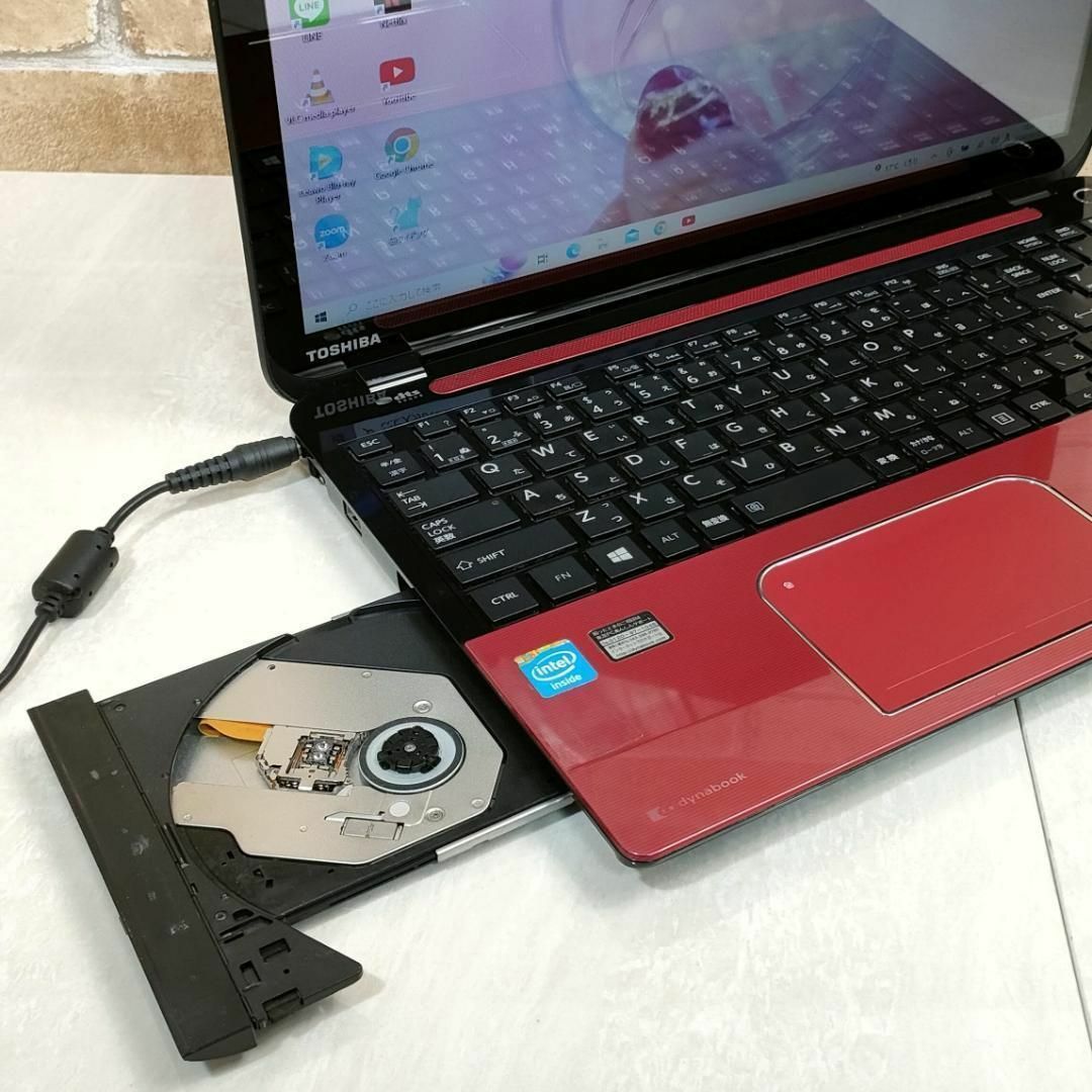 東芝(トウシバ)の82【大容量HDD♥カメラ付き】設定済みノートパソコン✨ブルーレイ✨初心者向け スマホ/家電/カメラのPC/タブレット(ノートPC)の商品写真