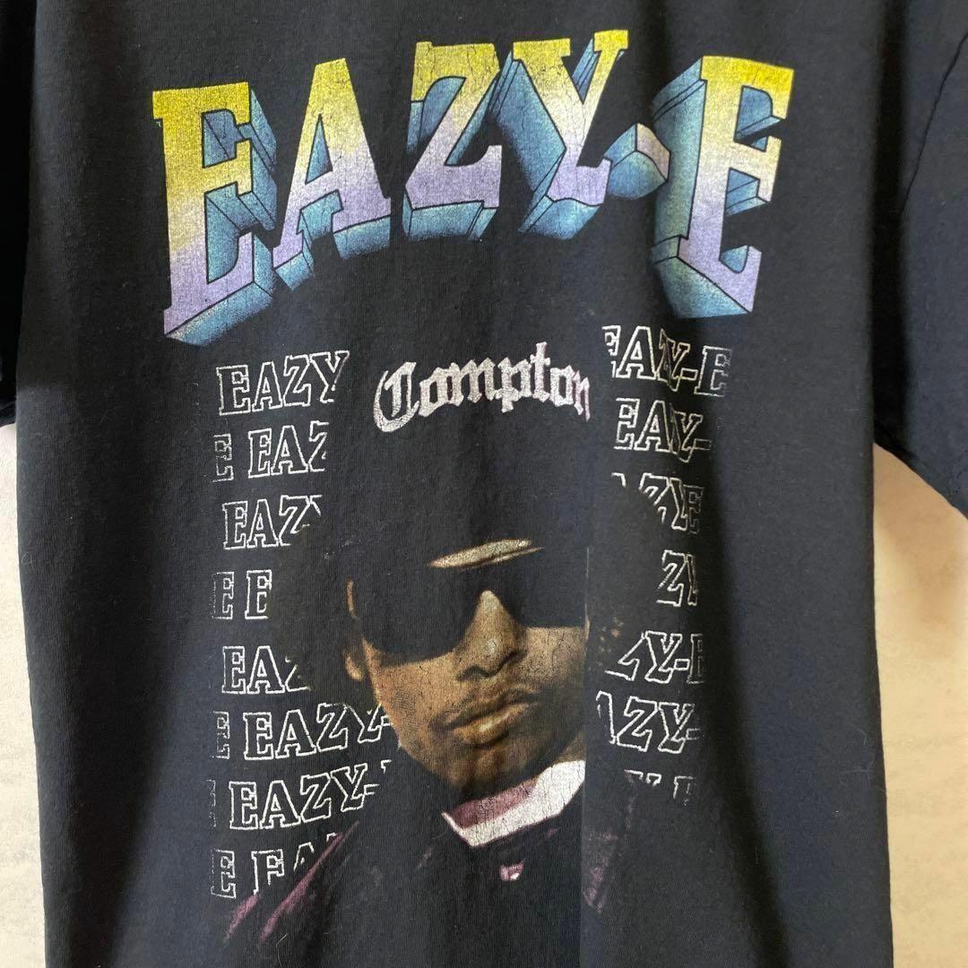 MUSIC TEE(ミュージックティー)のバンドＴシャツ　イージーE　EAZYE　半袖Ｔシャツ　黒ブラック　メンズ　古着 メンズのトップス(Tシャツ/カットソー(半袖/袖なし))の商品写真