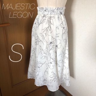 マジェスティックレゴン(MAJESTIC LEGON)の【新品】マジェスティックレゴン　花柄フレアスカート(ひざ丈スカート)