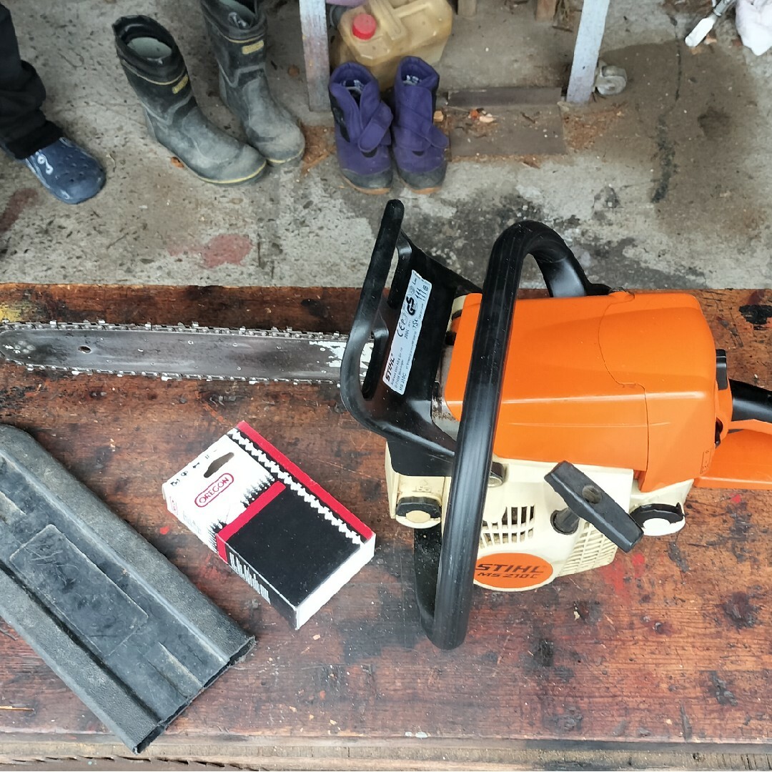 STIHL - STIHL MS 210C スチール エンジンチェンソーの通販 by STIHL - STIHL MS 210C スチール エンジンチェンソーの通販 by