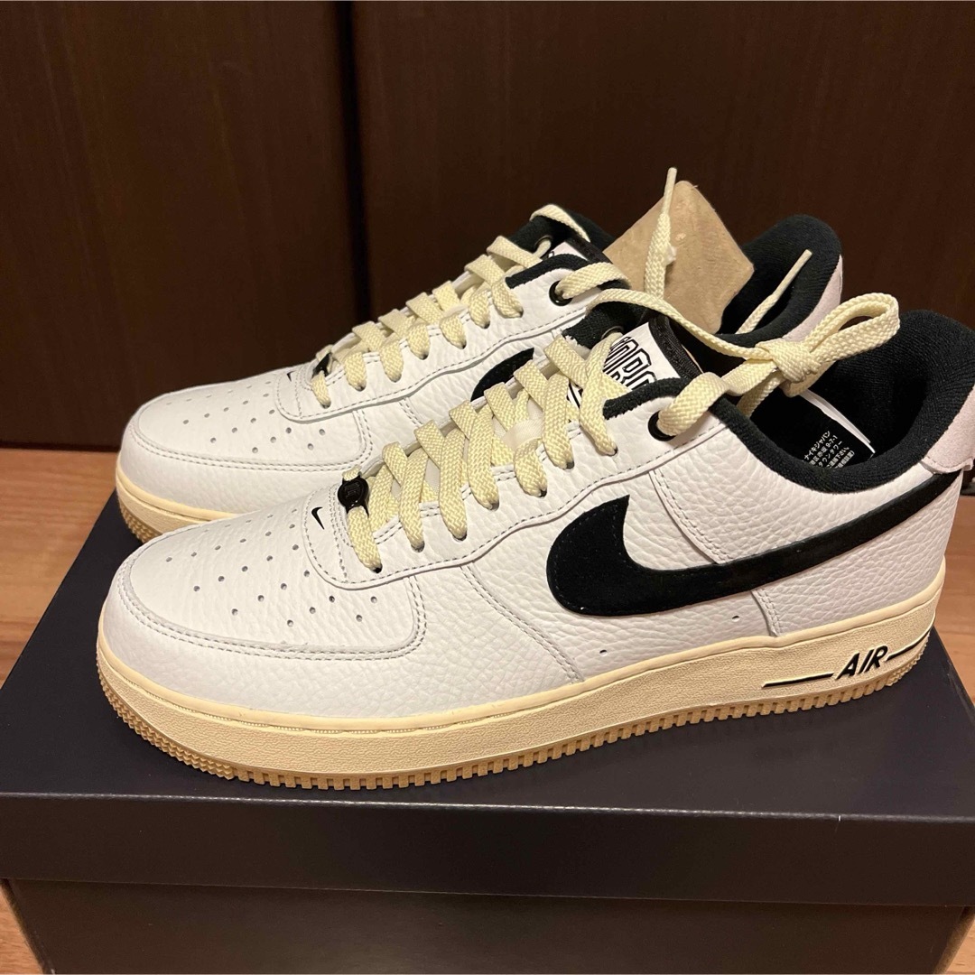 NIKE(ナイキ)の【新品黒タグ付】Nike WMNS AF1 ‘07 LX 28.5cm レディースの靴/シューズ(スニーカー)の商品写真