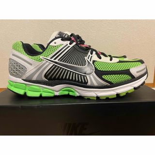 ナイキ(NIKE)のNIKE AIR ZOOM VOMERO 5 SE SP(スニーカー)