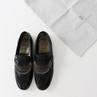 ブルネロクチネリ(BRUNELLO CUCINELLI)のブルネロクチネリ BRUNELLO CUCINELLI ビーズ装飾 レザーローファー 35/ブラック 黒 スリッポン シューズ【2400013834933】(ローファー/革靴)