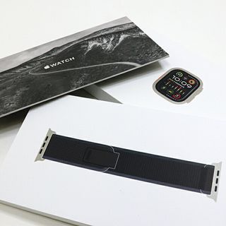 Apple アップルウォッチ ウルトラ2 ブラックトレイルループ 49mm S/M 新品 未開封 保証対象外 未使用品