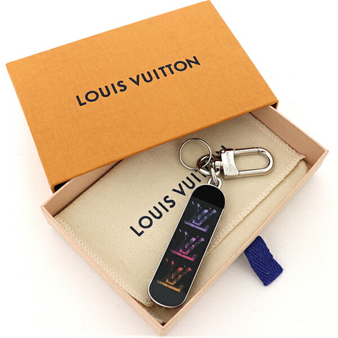 LOUIS VUITTON(ルイヴィトン)のルイ ヴィトン LOUIS VUITTON LV キーホルダー ビジュー サック･スケートボード バッグチャーム モノグラム MP3269 未使用品 レディースのファッション小物(財布)の商品写真