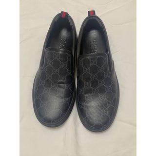 グッチ(Gucci)のGUCCI  ＧＧスプリーム　　スリッポンスニーカー　ブラック サイズ5.5(スリッポン/モカシン)