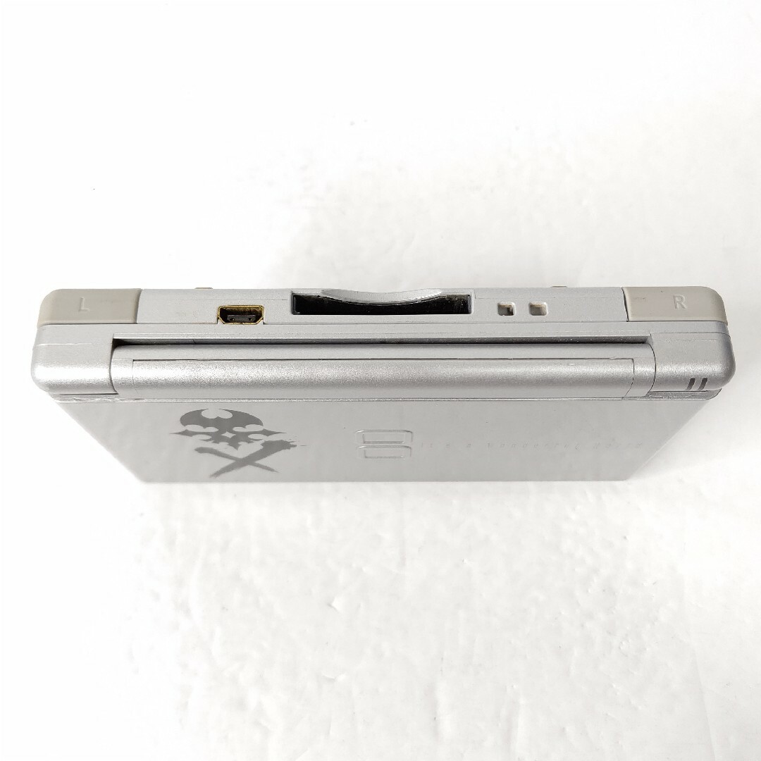 Nintendo ニンテンドーDSlite すばらしきこのせかい 美品 任天堂 Nintendo ニンテンドーDSlite すばらしきこのせかい 美品 任天堂