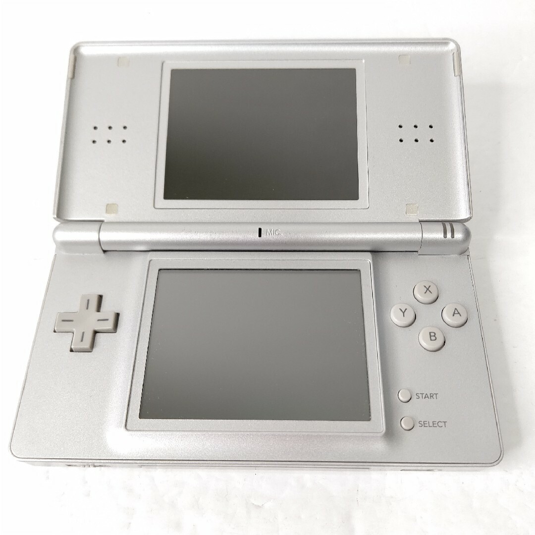 ニンテンドーDS(ニンテンドーDS)のNintendo　ニンテンドーDSlite　すばらしきこのせかい　美品　任天堂 エンタメ/ホビーのゲームソフト/ゲーム機本体(携帯用ゲーム機本体)の商品写真