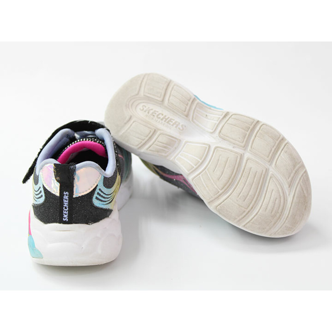 SKECHERS(スケッチャーズ)の【新入荷!】▲スケッチャーズ/SKECHERS▲15cm スニーカー/スポーツシューズ/運動靴 シルバーグリッター レインボーレーサー 光る【中古】子供 キッズ kids 女の子 春夏秋冬 shoes 124042 キッズ/ベビー/マタニティのキッズ靴/シューズ(15cm~)(スニーカー)の商品写真