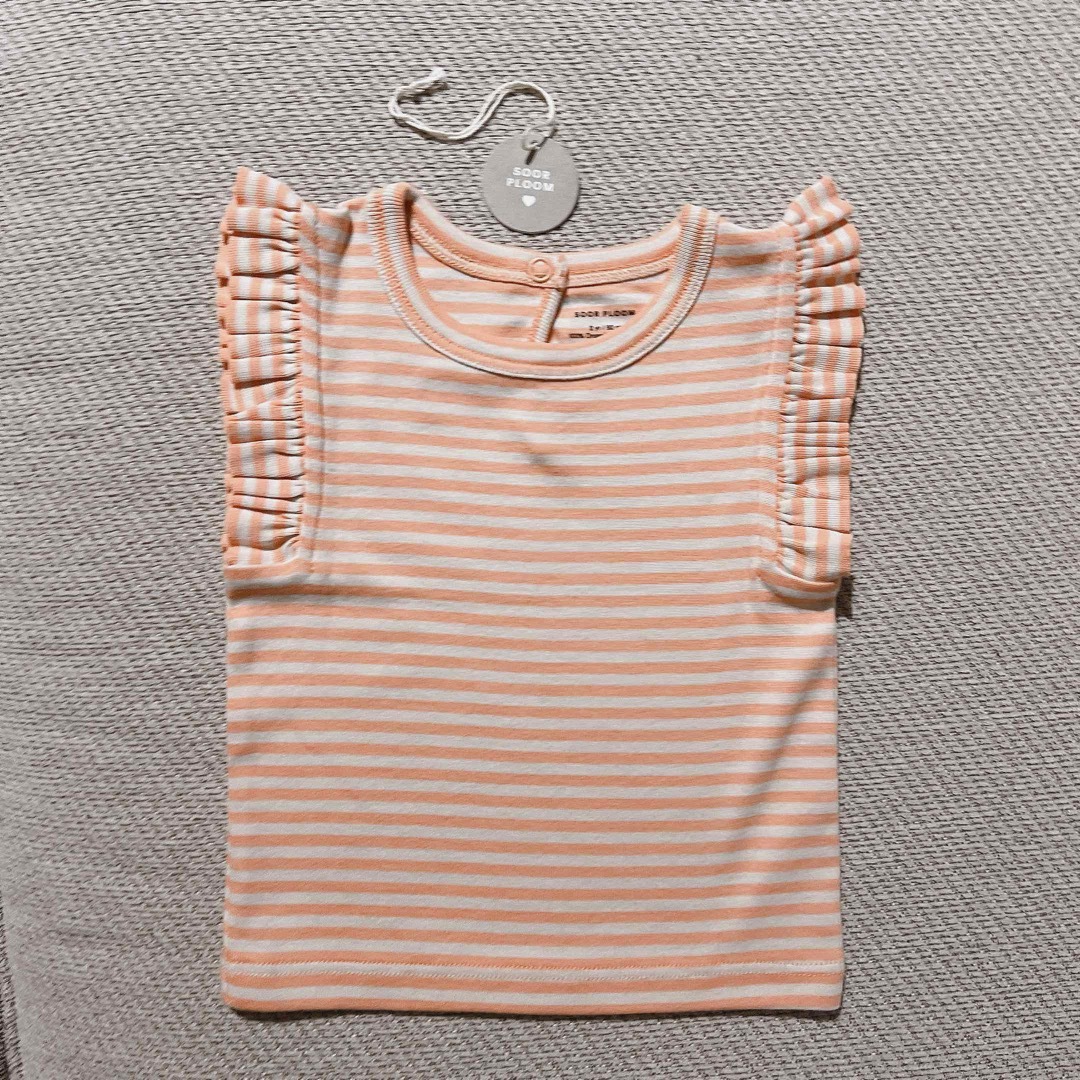 新品 2y soor ploom FrillTee Gumdrop Stripe キッズ/ベビー/マタニティのキッズ服女の子用(90cm~)(Tシャツ/カットソー)の商品写真