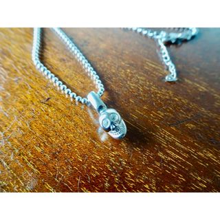 仁尾彫金『プラチナ、ラッキースカルペンダント』ハンドメイド253b(ネックレス)