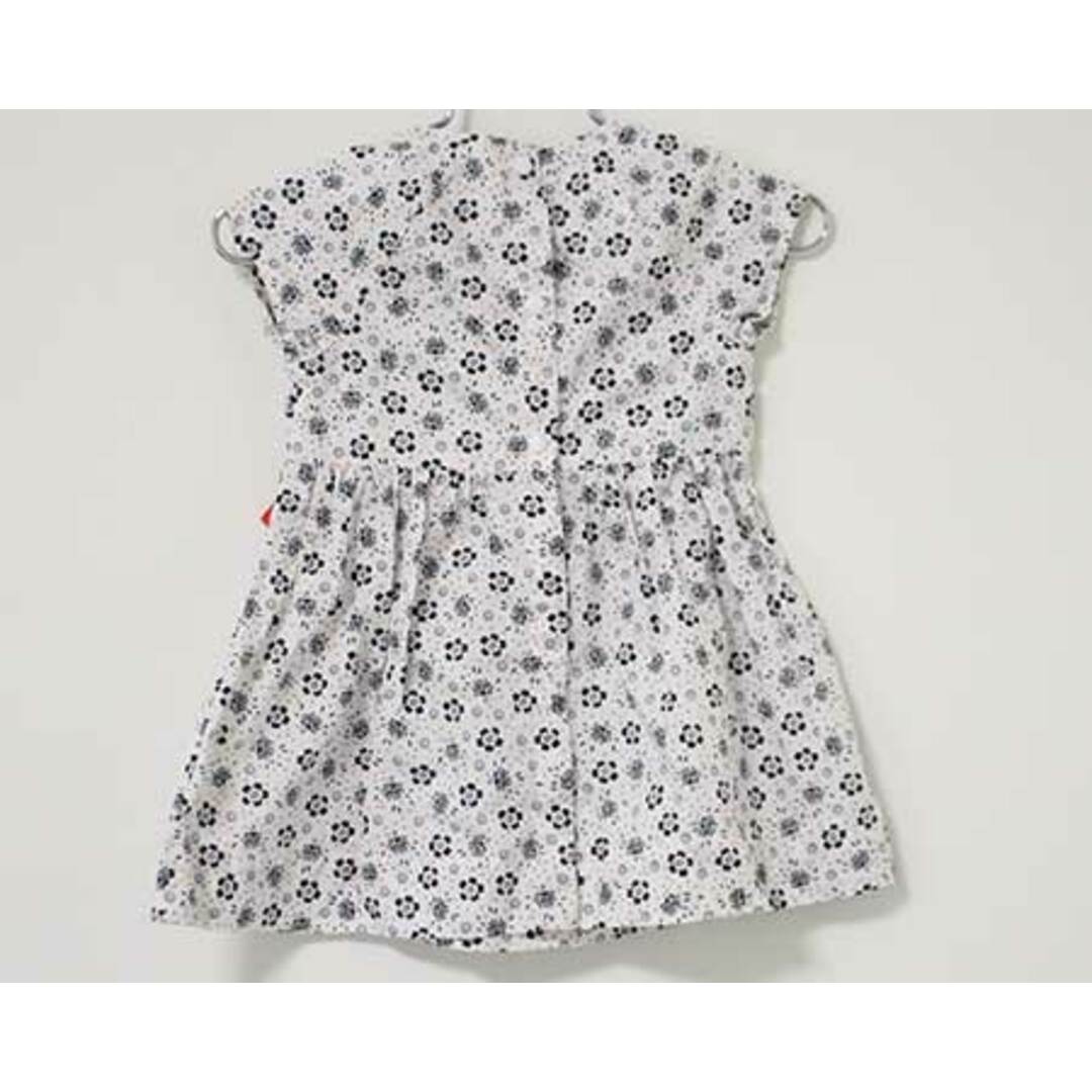 PETIT BATEAU(プチバトー)の【夏物 新入荷!】〓プチバトー/PETIT BATEAU〓74cm(12M) 半袖ワンピース 白×紺×赤  【中古】 子供服 キッズ kids ベビー baby 女の子  夏 onepi 324042 キッズ/ベビー/マタニティのベビー服(~85cm)(ワンピース)の商品写真