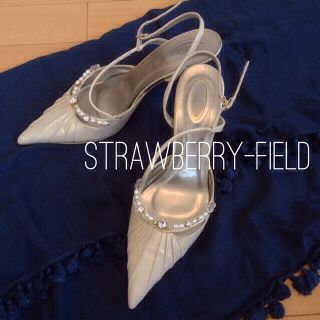 ストロベリーフィールズ(STRAWBERRY-FIELDS)のお値下げ☆ビジューパーティ靴(ハイヒール/パンプス)