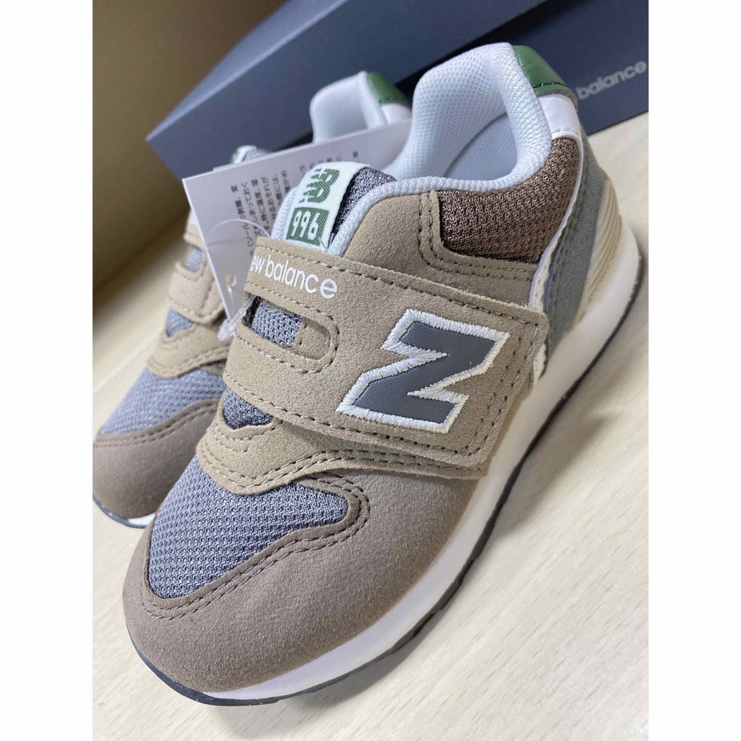 New Balance(ニューバランス)の新品未使用 16cm ニューバランス IZ996 MA3 キッズ/ベビー/マタニティのキッズ靴/シューズ(15cm~)(スニーカー)の商品写真