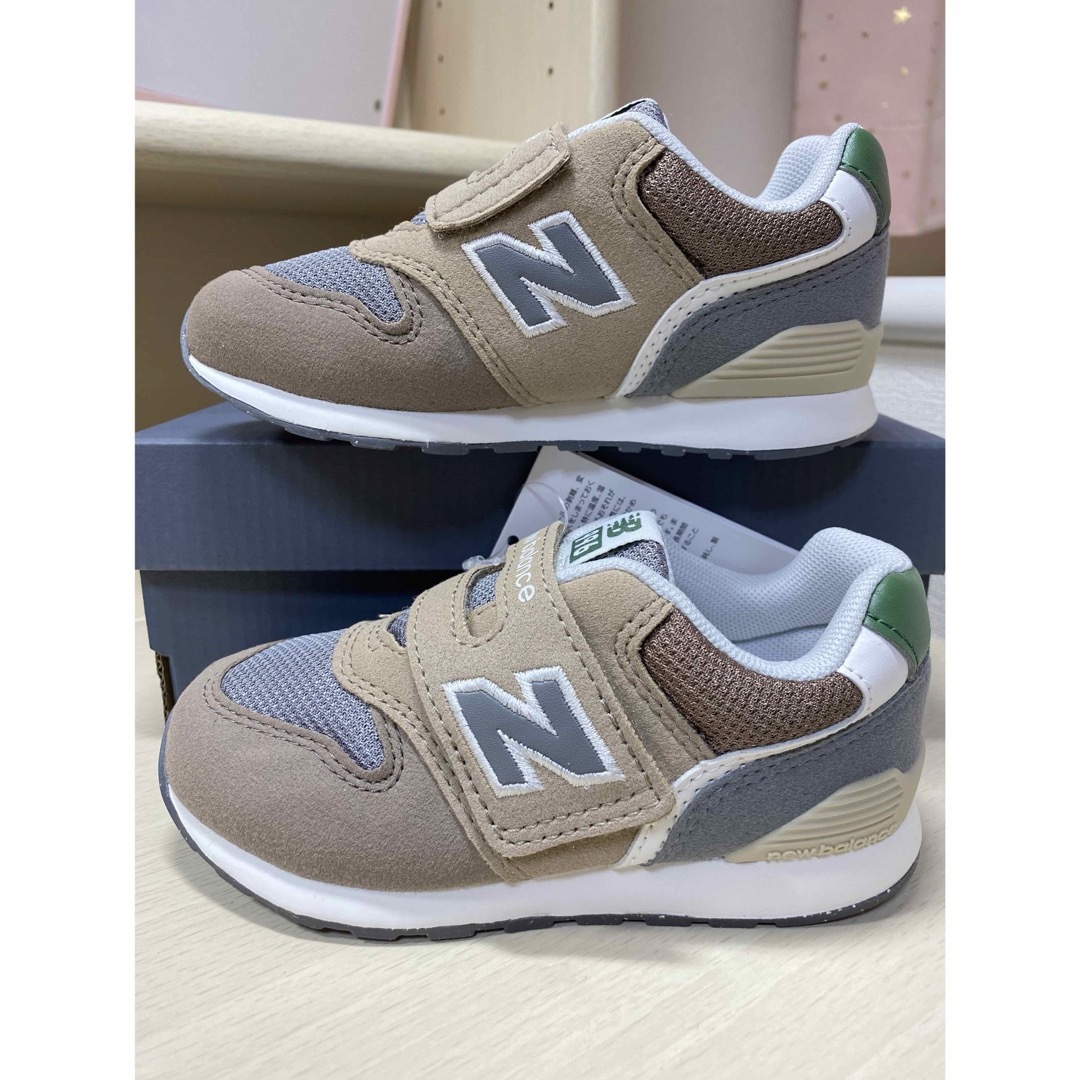 New Balance(ニューバランス)の新品未使用 16cm ニューバランス IZ996 MA3 キッズ/ベビー/マタニティのキッズ靴/シューズ(15cm~)(スニーカー)の商品写真