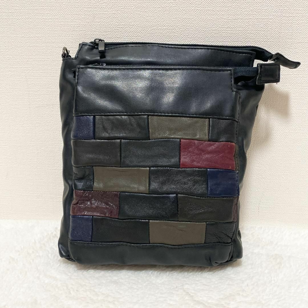美品✨希少 レアショルダーバッグハンドバッグブラック黒 レディースのバッグ(ショルダーバッグ)の商品写真