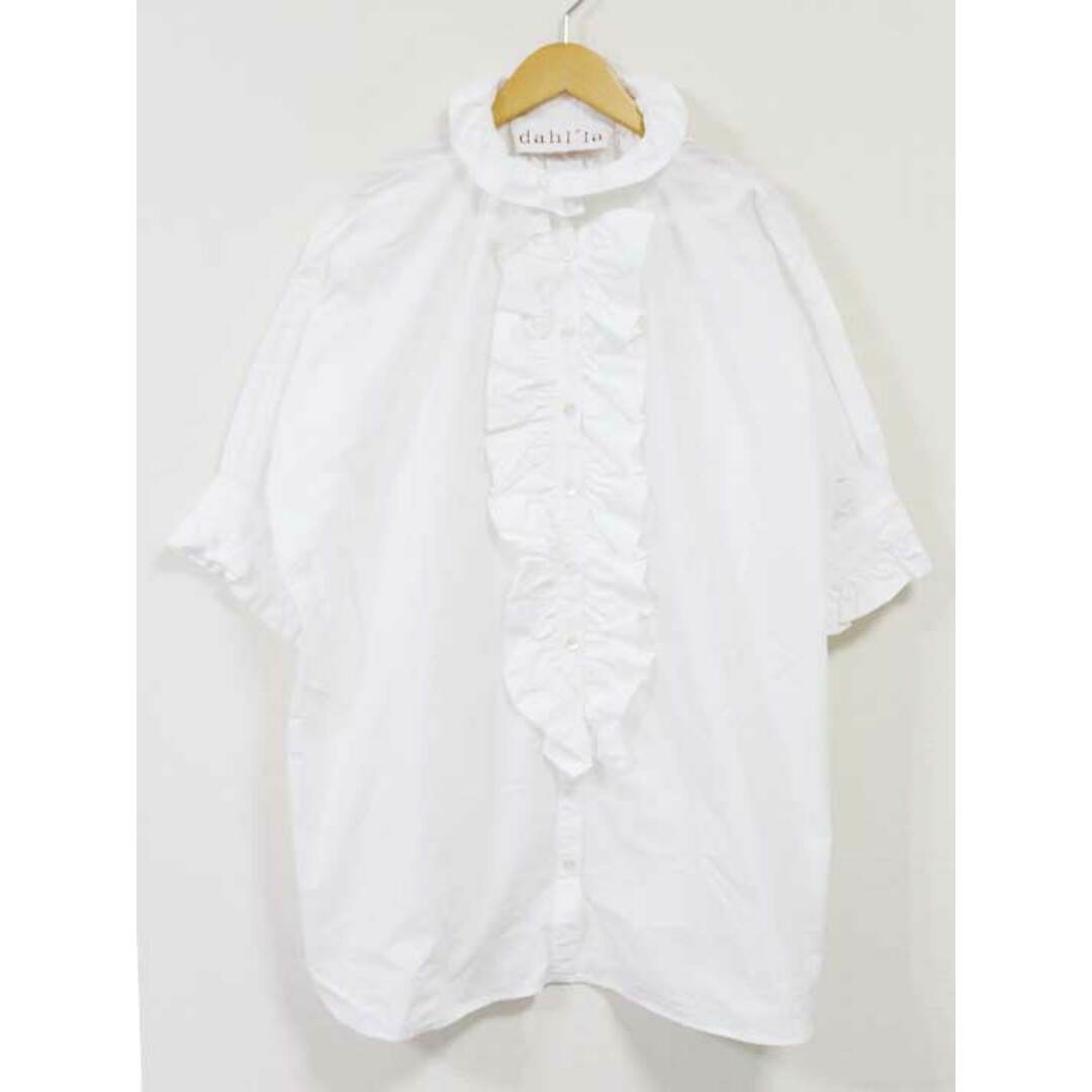 Dahlia(ダリア)の【夏物 新入荷】☆dahl'ia/ダリア☆コットンフロントフリルロングシャツ/シャツ/ブラウス/半袖/無地 ホワイト/白 レディース FREE【中古】夏 324042 レディースのトップス(シャツ/ブラウス(半袖/袖なし))の商品写真