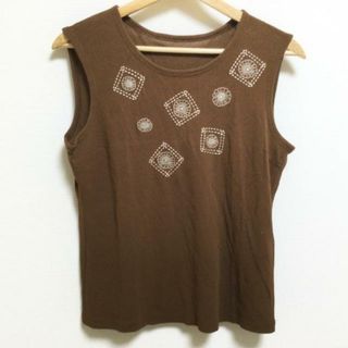 レリアン(leilian)のLeilian(レリアン) ノースリーブカットソー サイズ9 M レディース - ブラウン 刺繍(カットソー(半袖/袖なし))