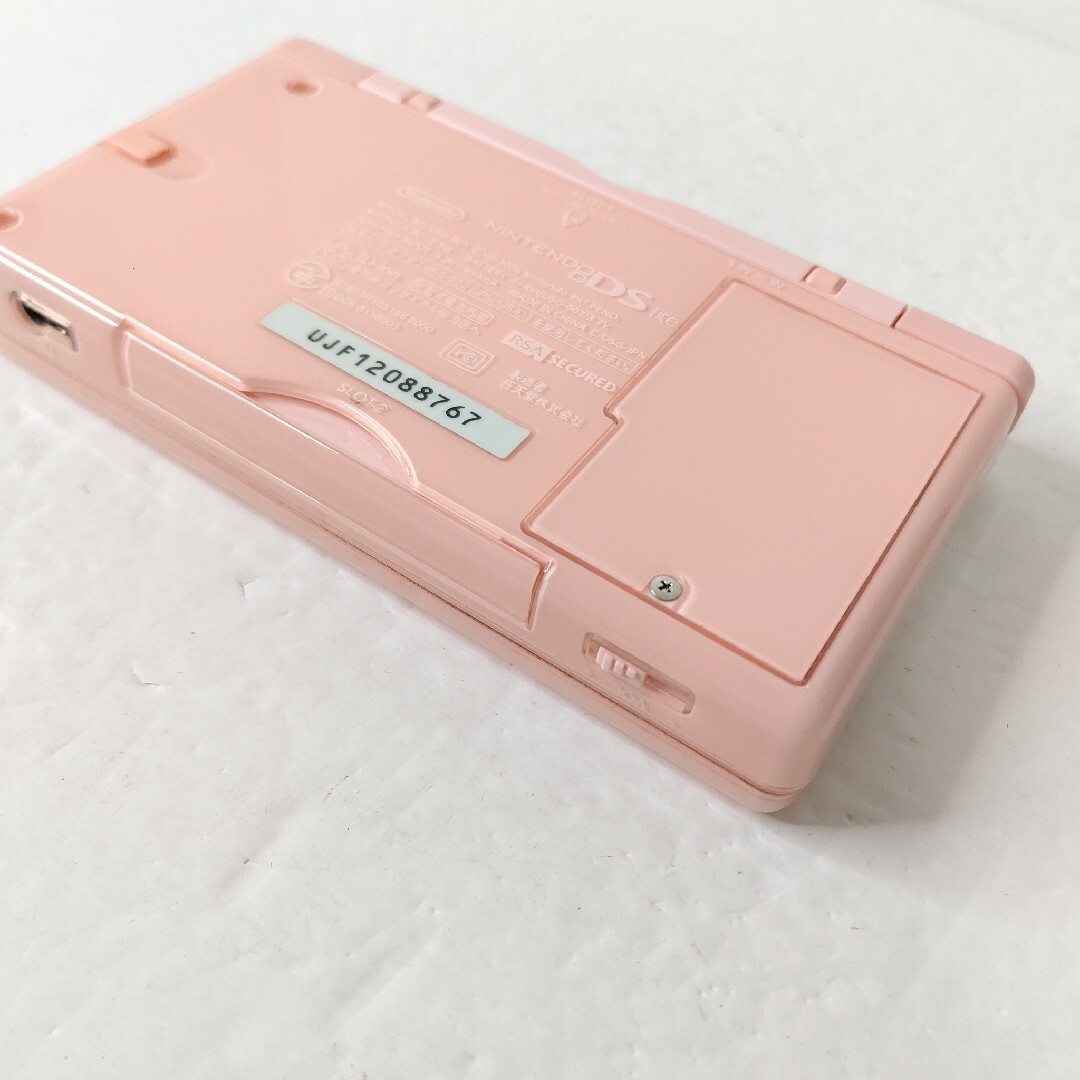 ニンテンドーDS(ニンテンドーDS)のNintendo　ニンテンドーDSlite　ノーブルピンク　美品　任天堂ゲーム機 エンタメ/ホビーのゲームソフト/ゲーム機本体(携帯用ゲーム機本体)の商品写真