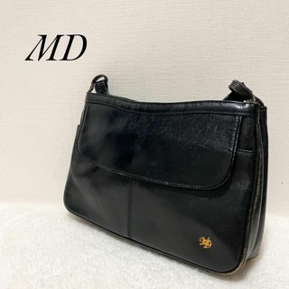 美品✨MDエムディショルダーバッグハンドバッグブラック黒ワンポイントゴールドロゴ(ショルダーバッグ)