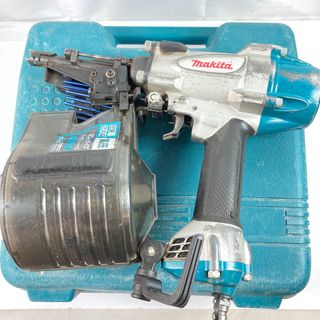 マキタ(Makita)の＊＊MAKITA マキタ 90mm 高圧エア釘打 ケース付  AN910H グリーン(その他)