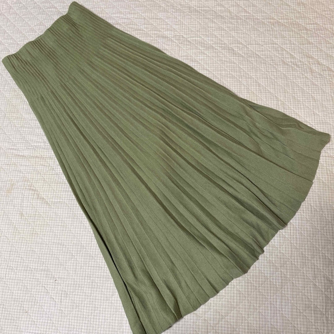 Mila Owen(ミラオーウェン)のMila Owen リブニットカーデ＆スカート  グリーン　Sサイズ レディースのスカート(ロングスカート)の商品写真