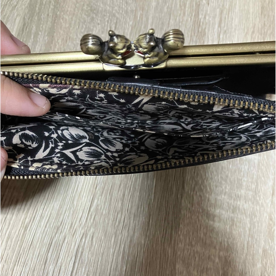 ANNA SUI(アナスイ)のANNA SUI アナスイ　キッシング　外口金ファスナー長財布 新品 レディースのファッション小物(財布)の商品写真