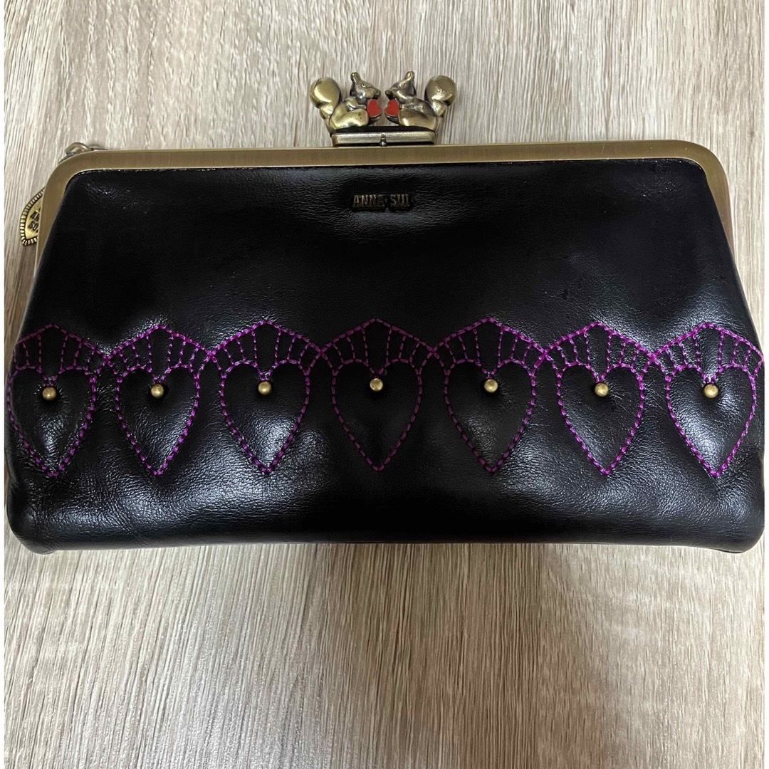 ANNA SUI(アナスイ)のANNA SUI アナスイ　キッシング　外口金ファスナー長財布 新品 レディースのファッション小物(財布)の商品写真