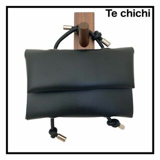 テチチ(Techichi)の【美品】　テチチ　ショルダーバッグ　フェイクレザー　ブラック　レディース(ショルダーバッグ)