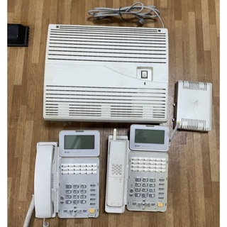 NTT ビジネスフォン　子機 2台　主装置 付き 電話(その他)