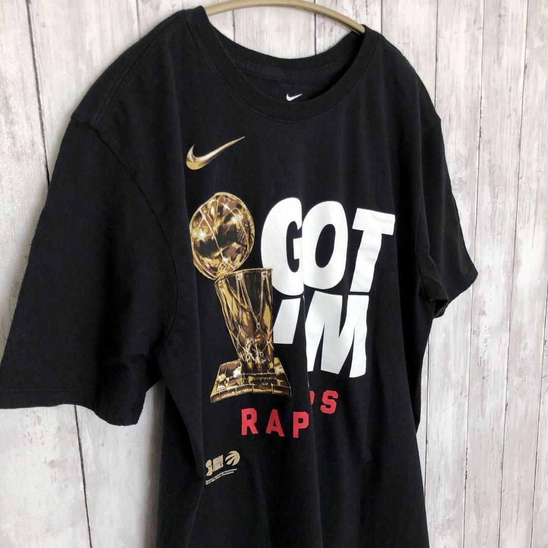 NIKE(ナイキ)のナイキNike　黒ブラック　半袖Ｔシャツ　サイズＭ　メンズ　古着 メンズのトップス(Tシャツ/カットソー(半袖/袖なし))の商品写真