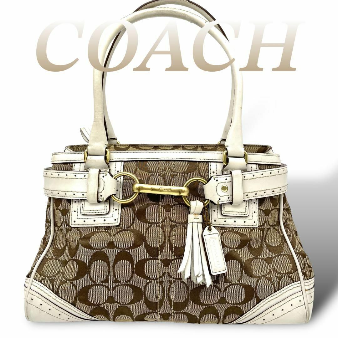 COACH(コーチ)のコーチ ハンドバッグ 自立型 タッセル フック シグネチャー 60422 レディースのバッグ(ハンドバッグ)の商品写真