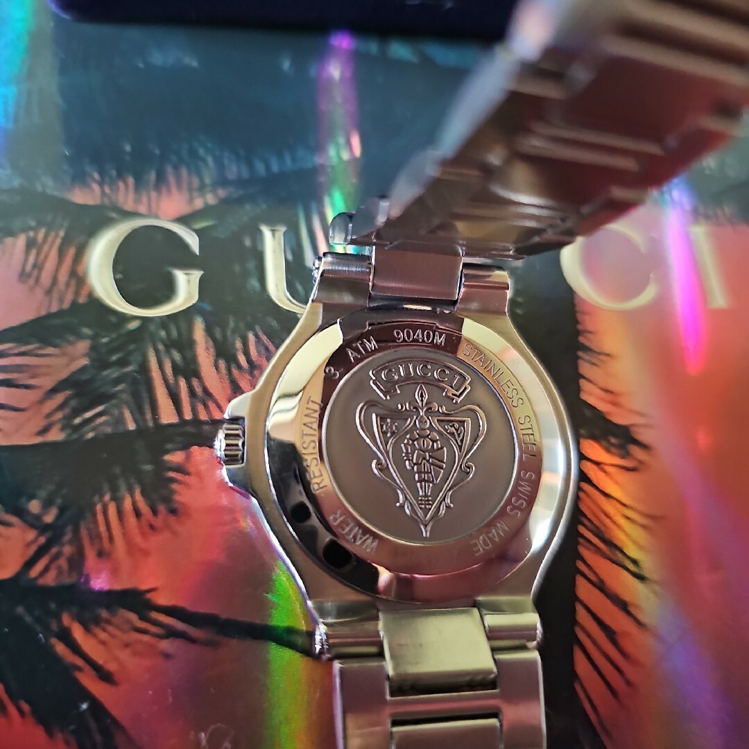 Gucci(グッチ)の☆【超美品】GUCCIグッチ３ATM9040Mシルバーフェイス腕時計(稼働品) メンズの時計(腕時計(アナログ))の商品写真
