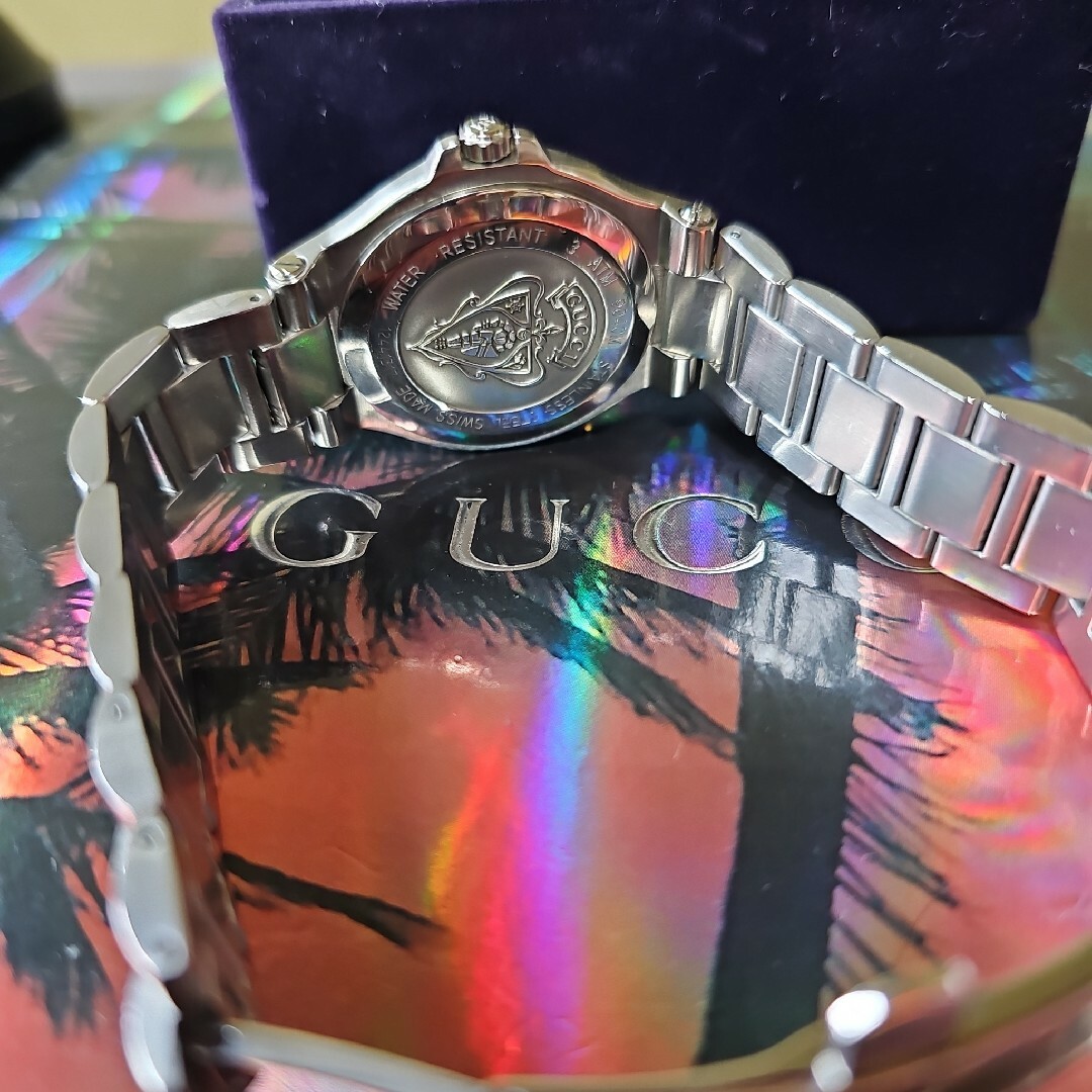Gucci(グッチ)の☆【超美品】GUCCIグッチ３ATM9040Mシルバーフェイス腕時計(稼働品) メンズの時計(腕時計(アナログ))の商品写真