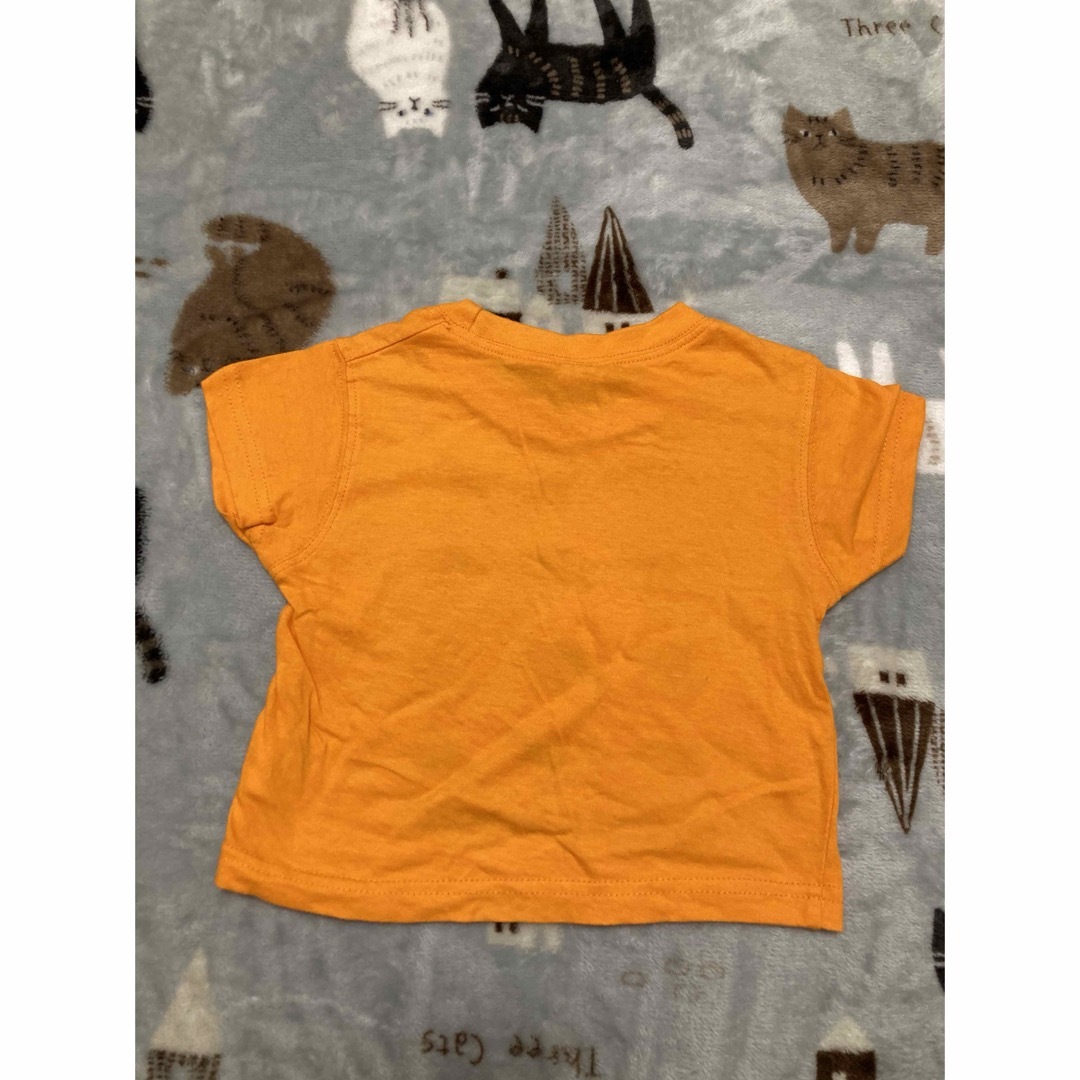 星×恐竜★半袖Tシャツ　80 キッズ/ベビー/マタニティのベビー服(~85cm)(Ｔシャツ)の商品写真