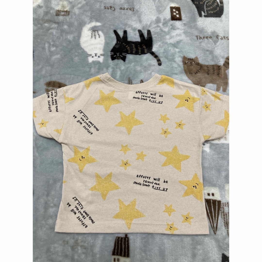 星×恐竜★半袖Tシャツ　80 キッズ/ベビー/マタニティのベビー服(~85cm)(Ｔシャツ)の商品写真