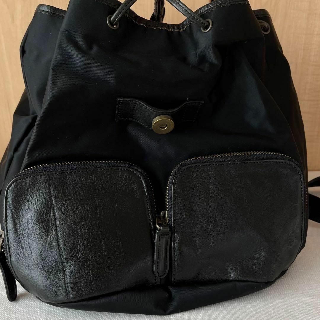 Kitamura(キタムラ)のキタムラ　ナイロン　レザーリュック　ブラック　黒 レディースのバッグ(リュック/バックパック)の商品写真