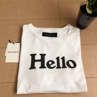 マディソンブルー(MADISONBLUE)の美品/マディソンブルー/ハロー/t/クルーネック/シャツ/ホワイト01(Tシャツ(半袖/袖なし))