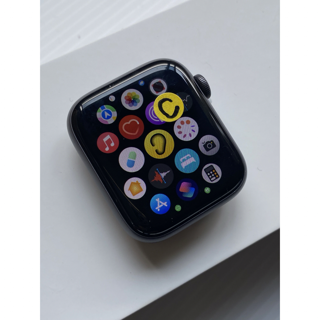 Apple Watch(アップルウォッチ)のApplewatch series4 GPS+cellular 44㎜ BT96 メンズの時計(腕時計(デジタル))の商品写真