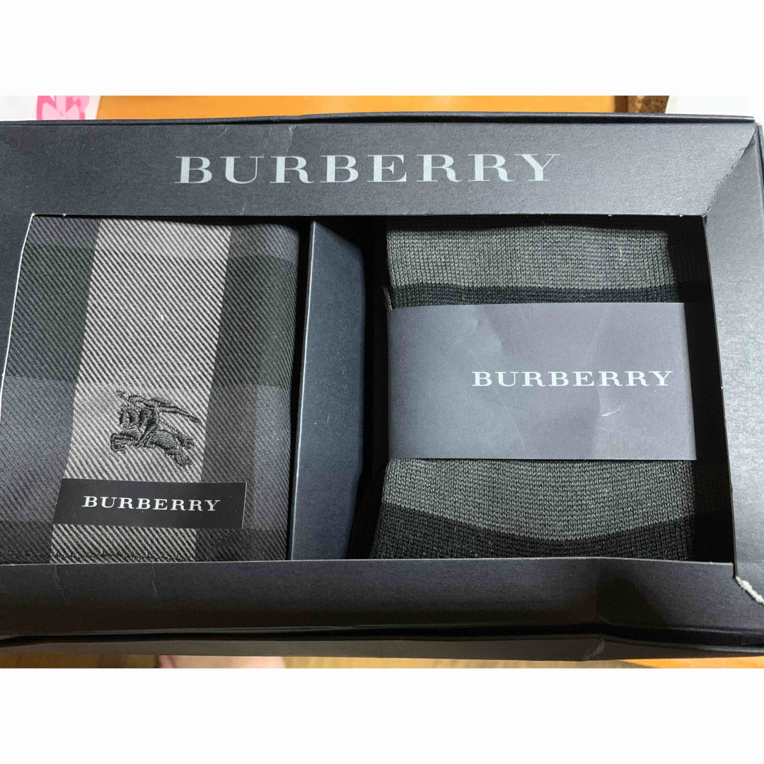 BURBERRY(バーバリー)のけろちゃん252様専用　Burberry メンズ　靴下 メンズのファッション小物(ハンカチ/ポケットチーフ)の商品写真