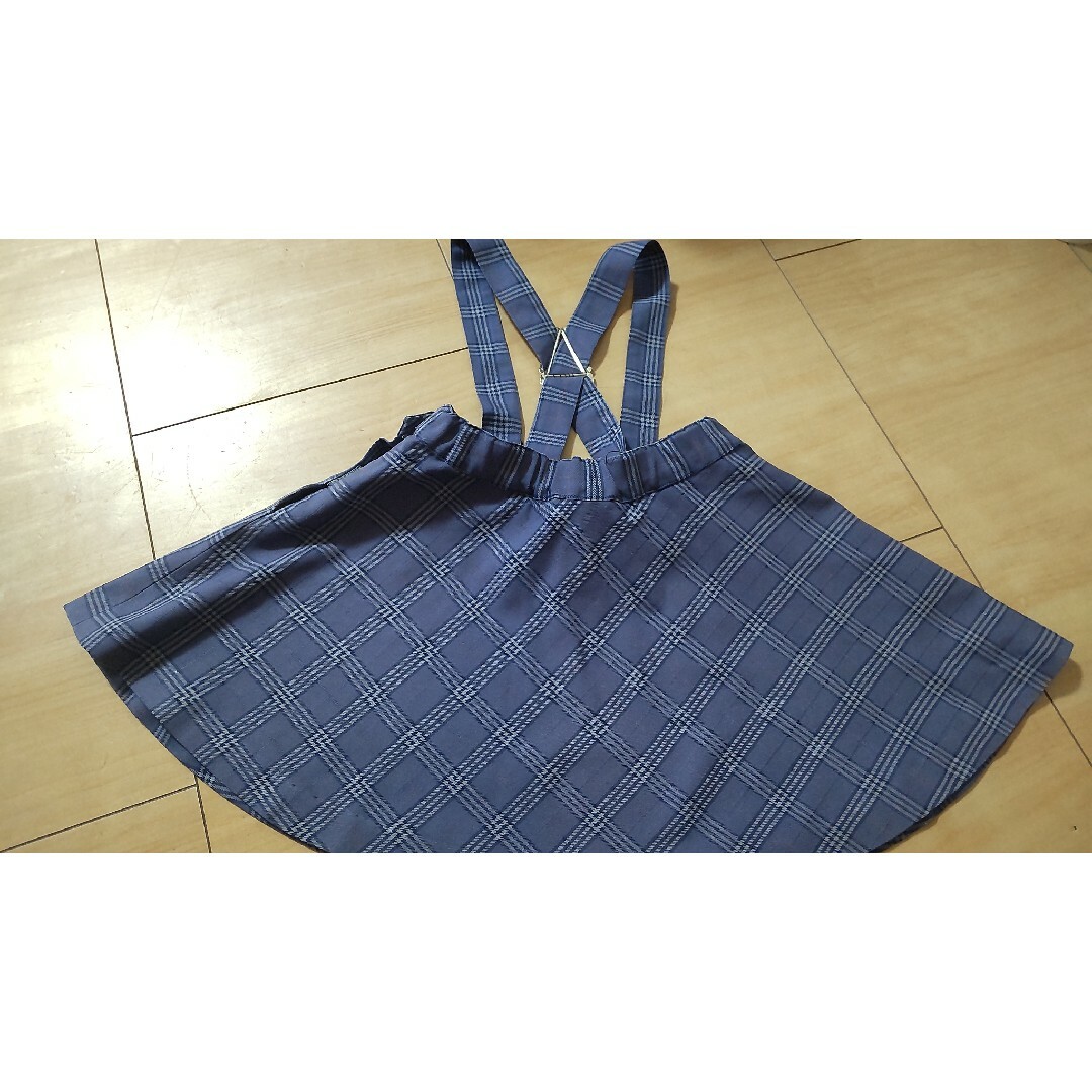 120cm　吊り　スカート　チェック　ブルー系 キッズ/ベビー/マタニティのキッズ服女の子用(90cm~)(スカート)の商品写真