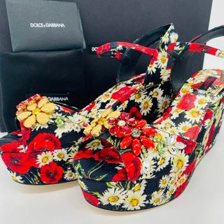 ドルチェアンドガッバーナ(DOLCE&GABBANA)の未使用タグ付 ドルチェアンドガッバーナ フラワービジュー ウェッジソールサンダル(サンダル)