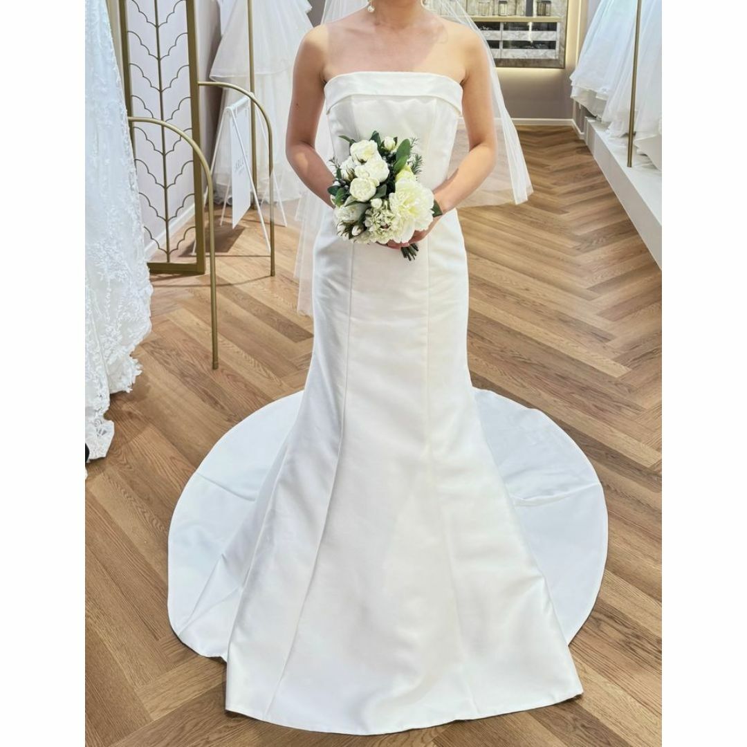 ウエディングドレス ベアトップ スレンダーライン トレーン 結婚式/披露宴