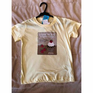 ジーユー(GU)のコルモピア購入⭐︎CUTE  PARADISE  ケーキ柄Tシャツ　120サイズ(Tシャツ/カットソー)