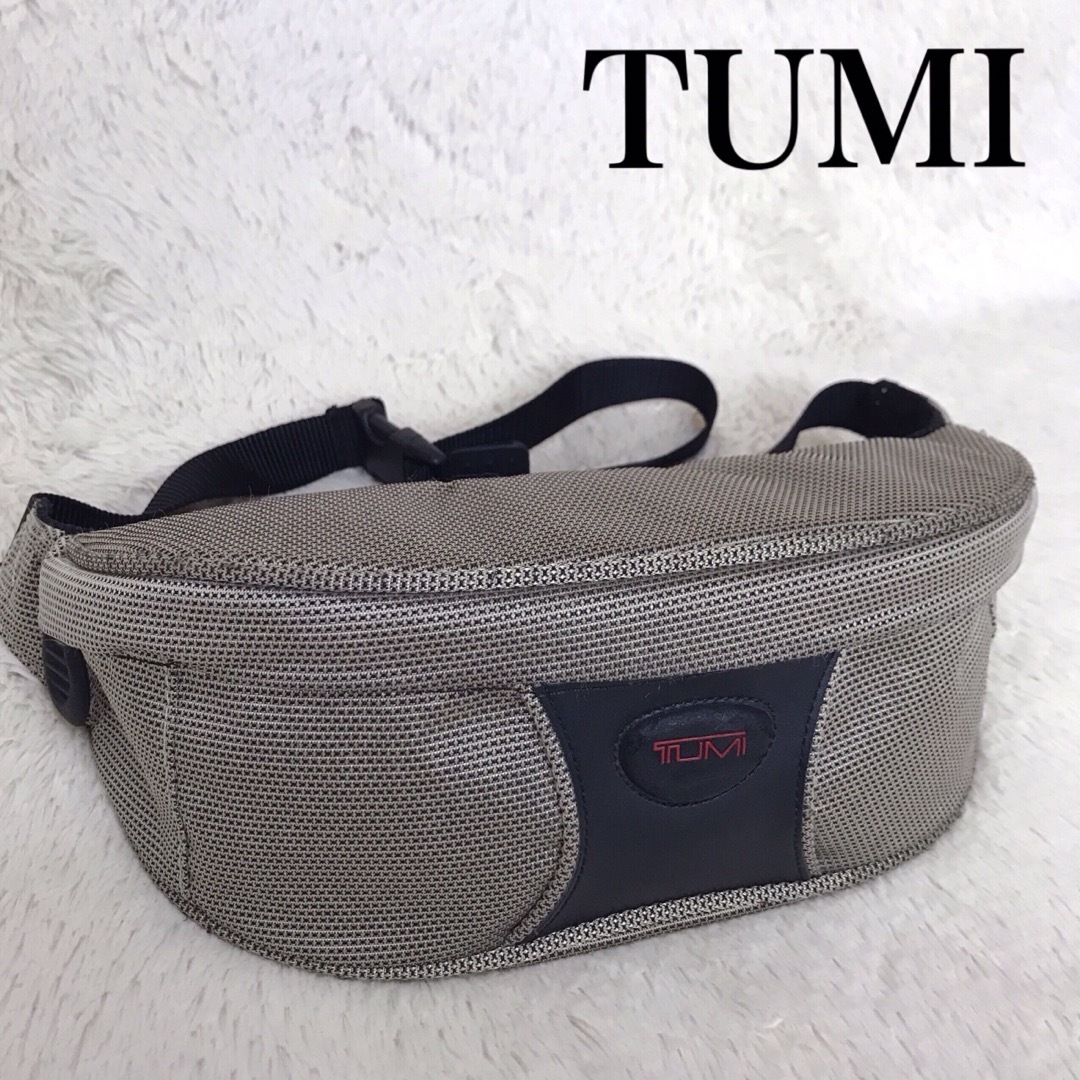 TUMI(トゥミ)の美品 TUMI ウエストバッグ ボディバッグ ショルダーバッグ ロゴ 軽量 メンズのバッグ(ボディーバッグ)の商品写真