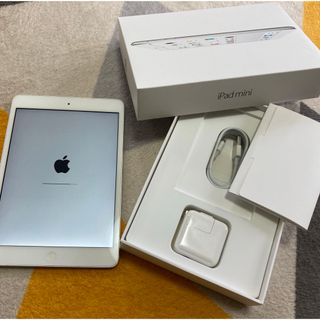 アップル(Apple)のiPad mini2 Wi-Fi 32GB silver シルバー　本体(タブレット)